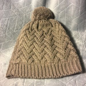 ✨New✨ Isaac Mizrahi Insulated  Beanie